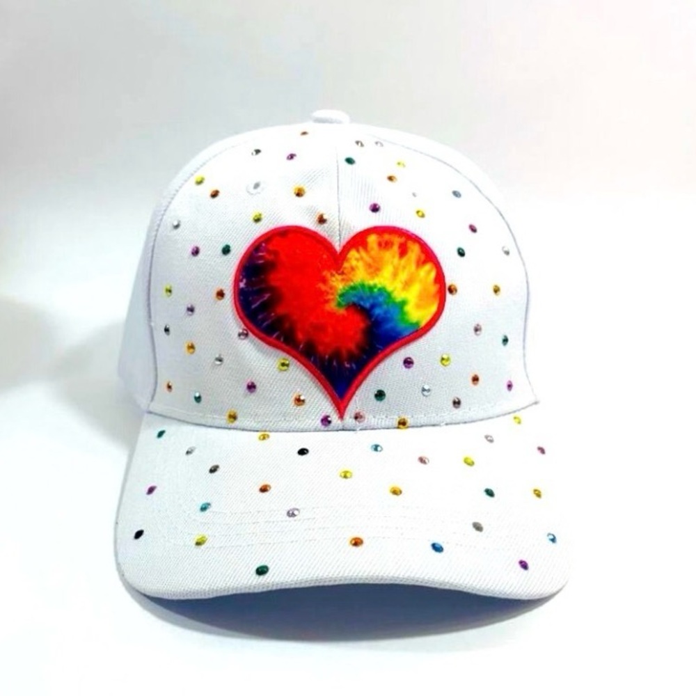 Handcrafted Rhinestone Bling Retro-Heart accent Streetwear HipHop style Cap Hat